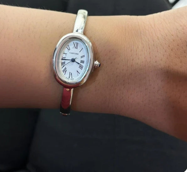 Montre Cartier modèle Baignoire Montre pour femme Cartier neuve