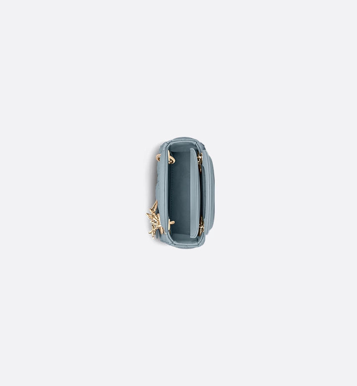 Micro sac Ladÿ Diôr 
d'agneau Cannage couleur cloud blue
