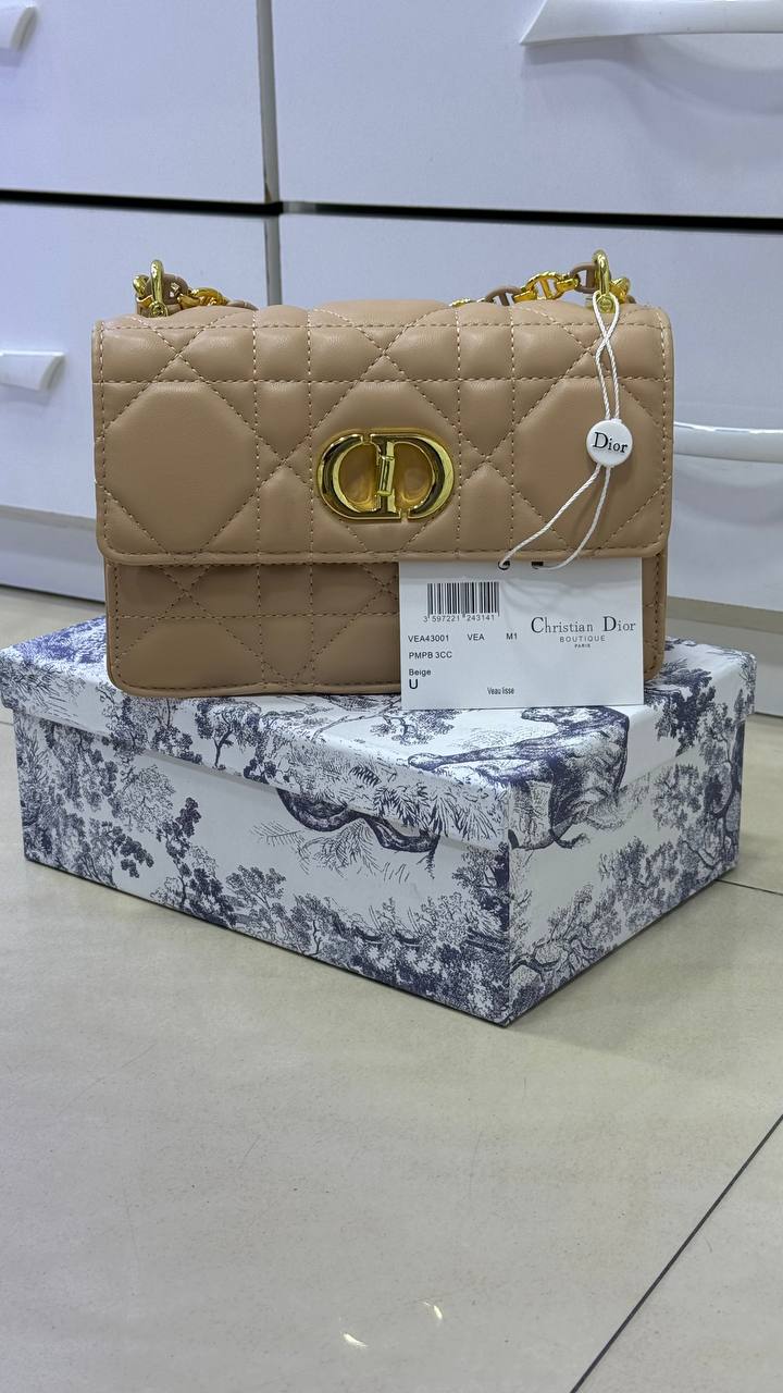 Diôr Mini sac Miss Caro
d'agneau Macrocannage