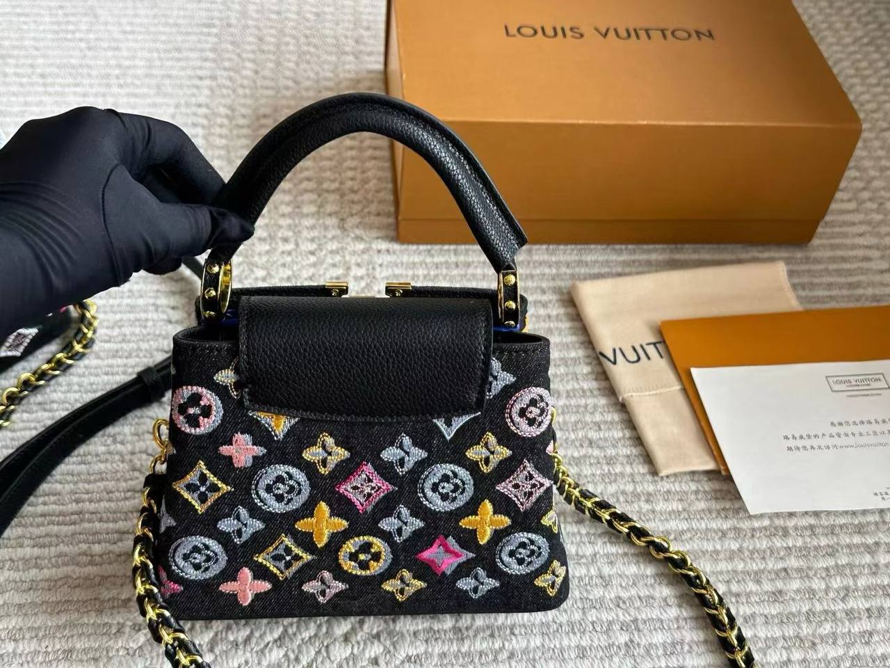 LV Capucines Mini Monograme Perles Noir