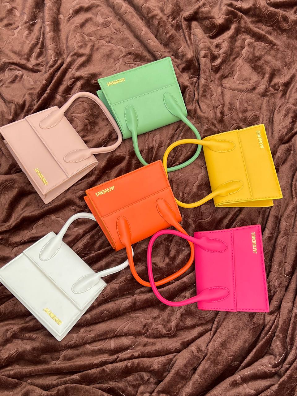 J@cquemus
sac à main Le Chiquito médium