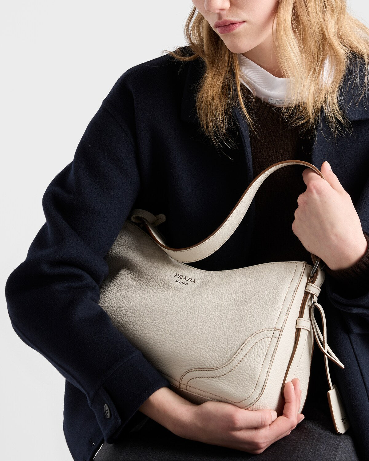 Grand sac porté épaule en cuir Prada Aimée