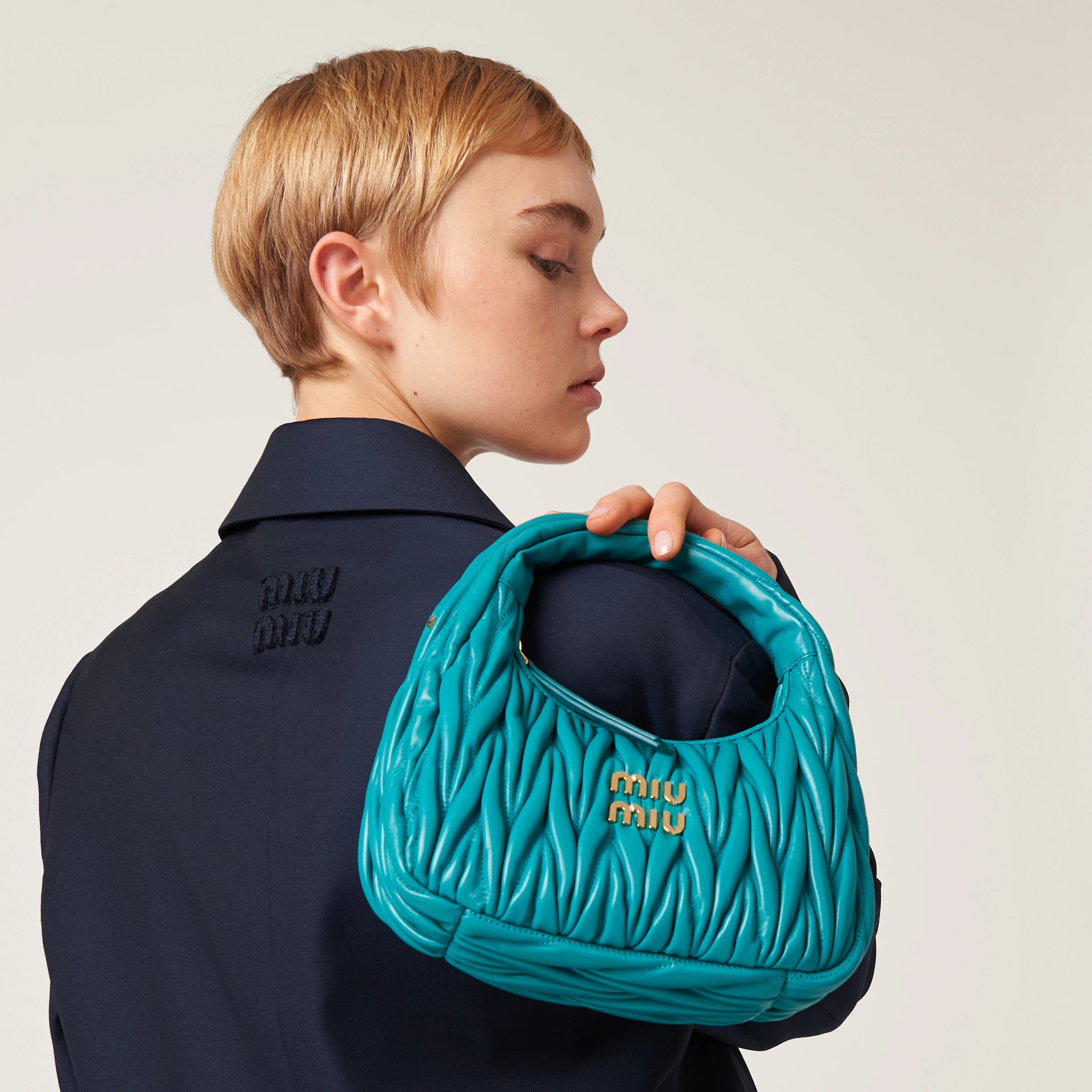 MIÛ MIÜ Sac hobo Wander nappa matelassé