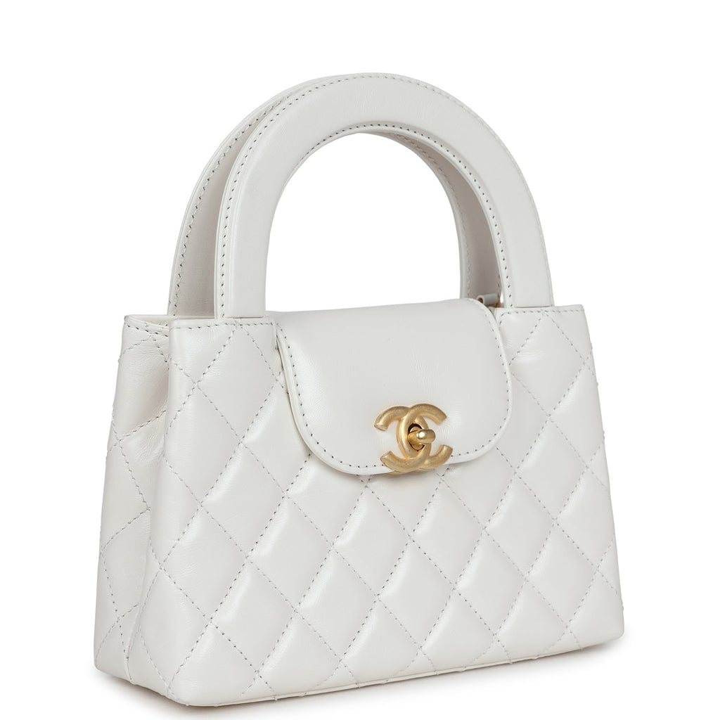 Petit sac cabas Ch@nel Kelly  de veau vieilli blanc brillant