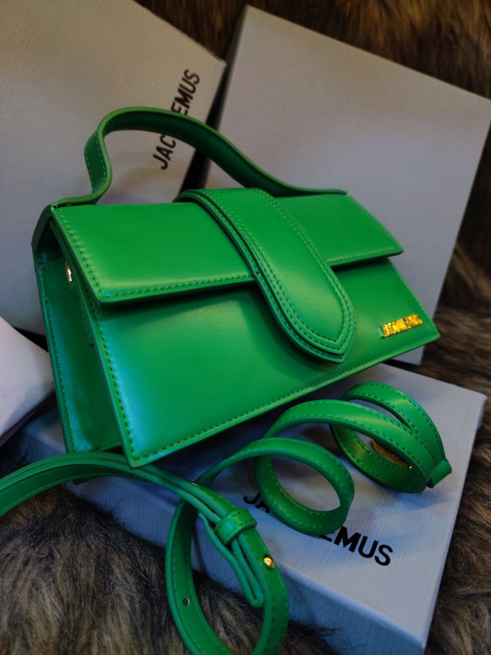 J@cquemus Le Bambino Grand Bag Green