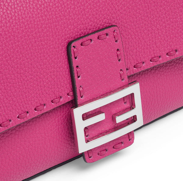 Fêndï Women Baguette Phone Pouch Rose