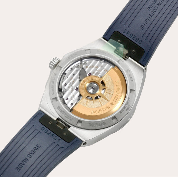 Vacheron Constantin Overseas, référence 4500V | Montre-bracelet en acier inoxydable avec date