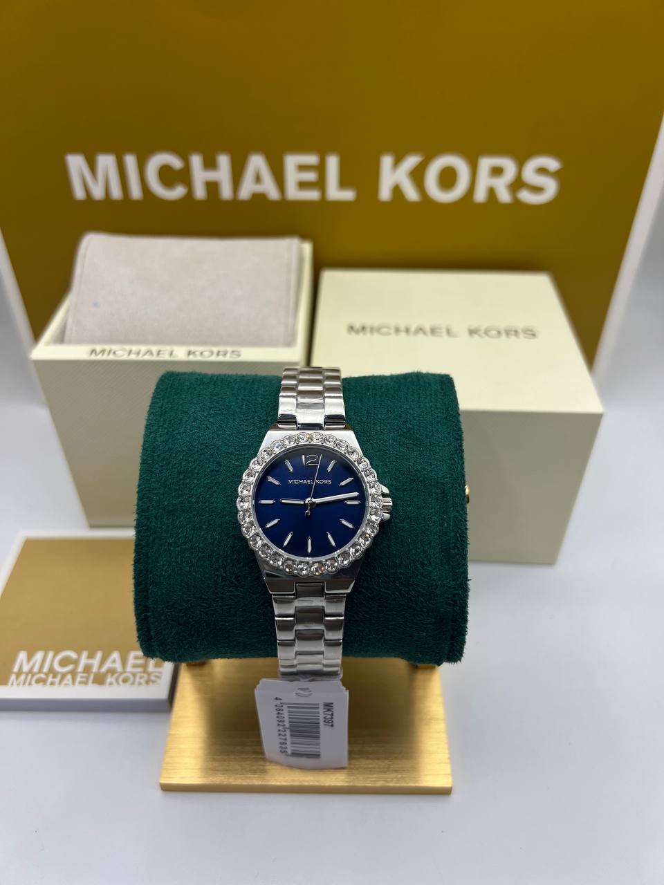 Michael Kors
Montre Lennox miniature argentée à pavé