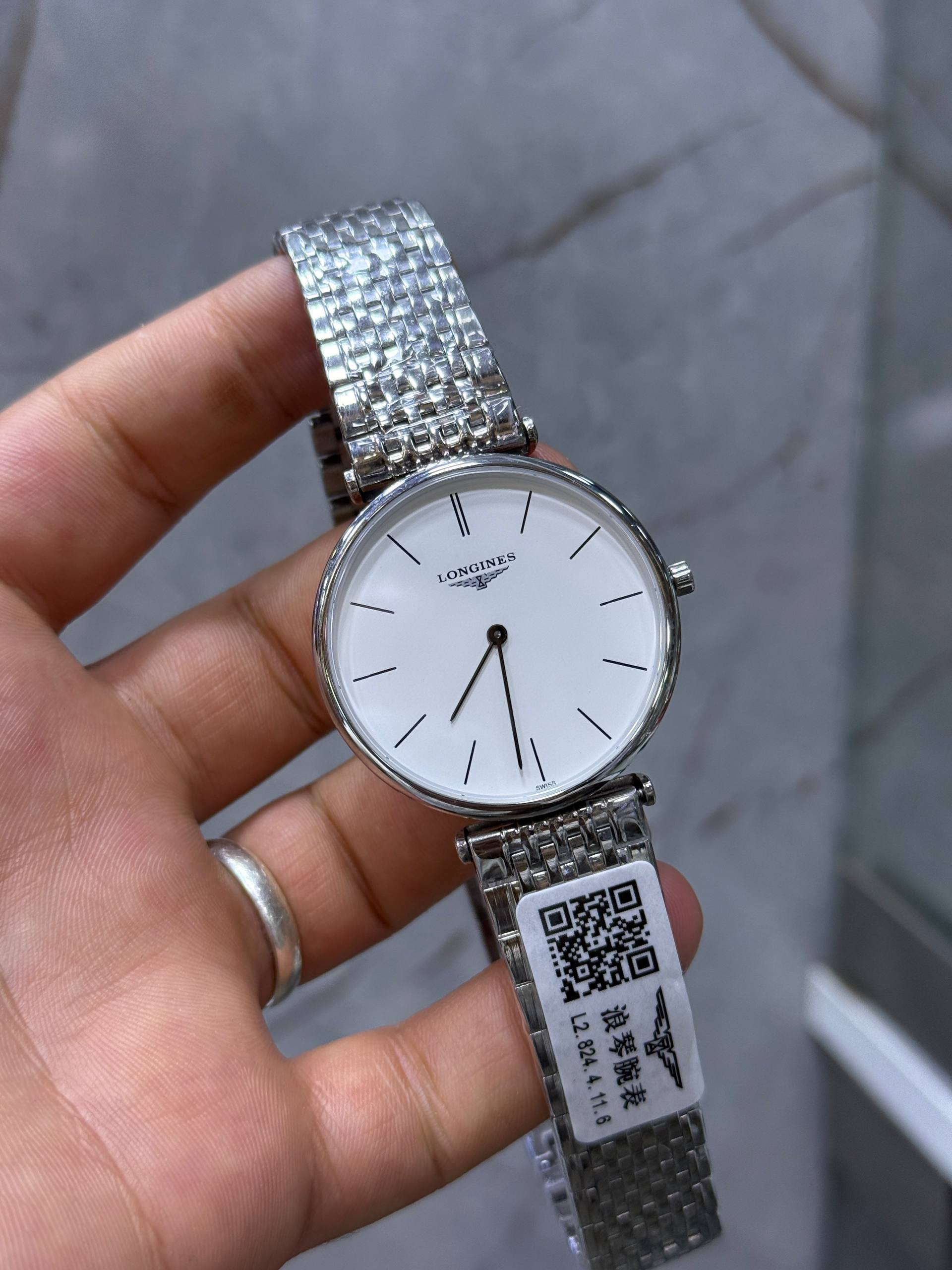 Longines Grande Classique Cadran Blanc inoxydable Boîtier et bracelet en acier