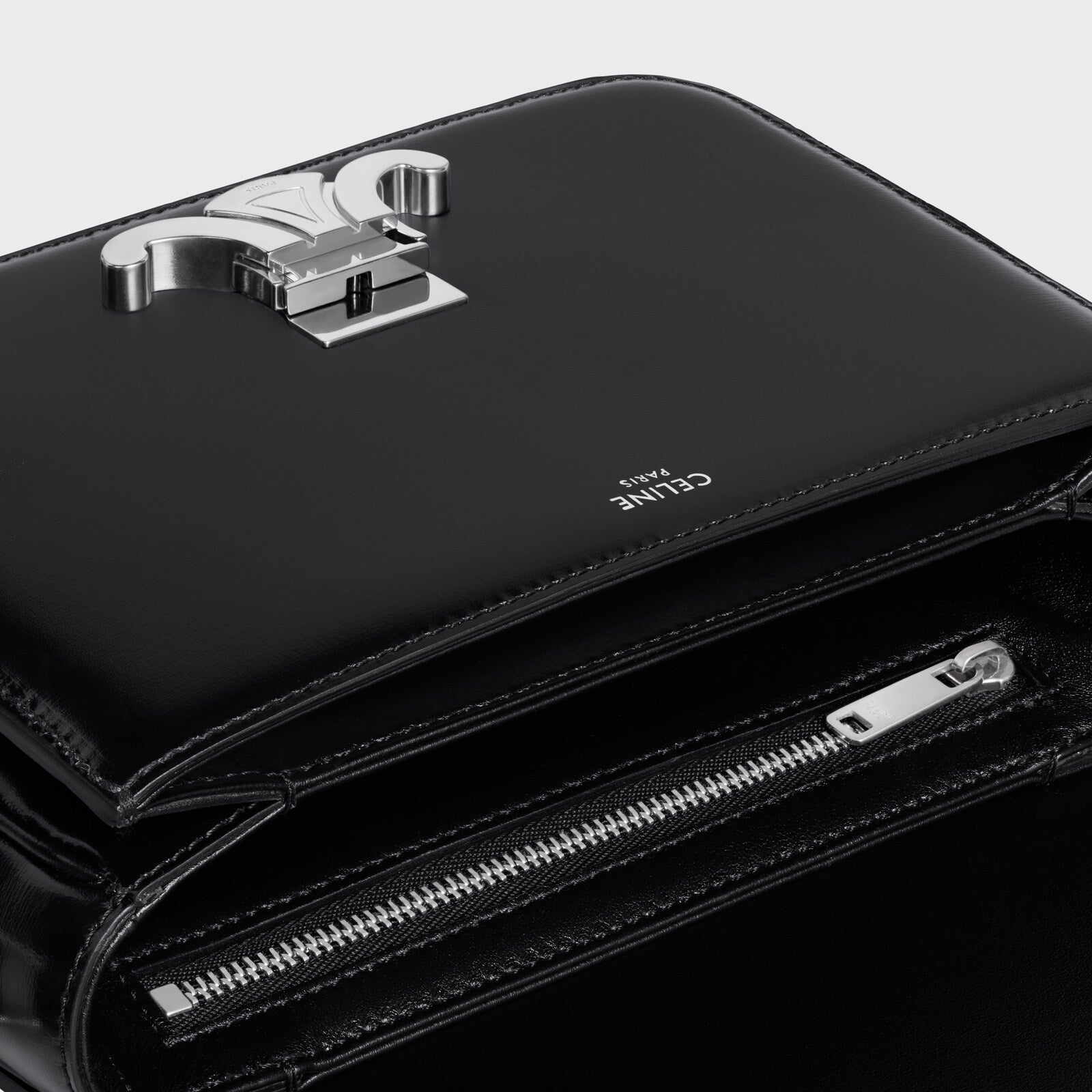 Cêlinë TEEN TRIOMPHE BAG IN shiny calfskin