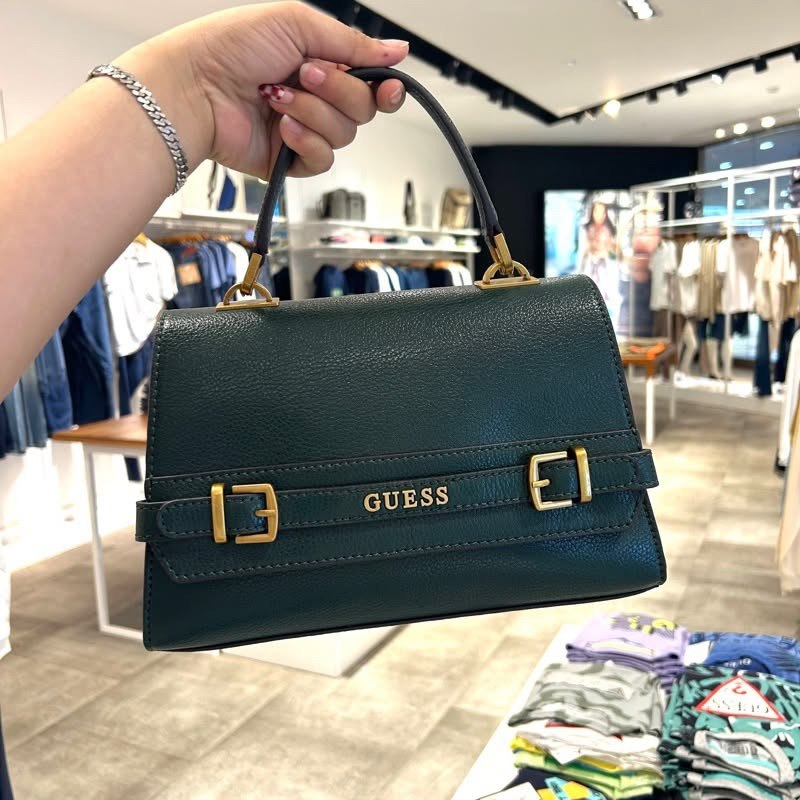 Sac Guess Sestri à poignée supérieure et rabat