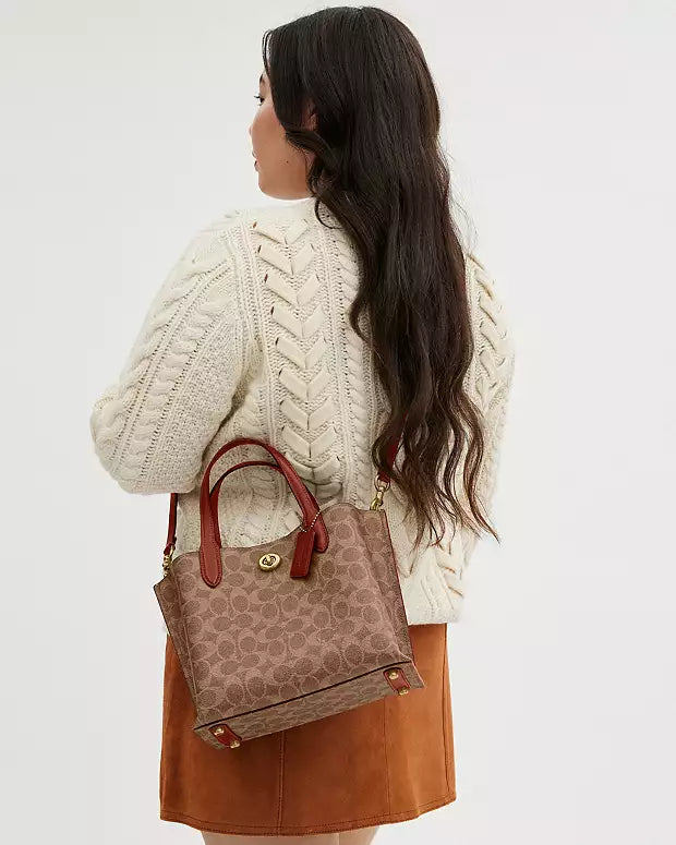 Co@ch Sac fourre-tout Willow 24 po en toile Signature